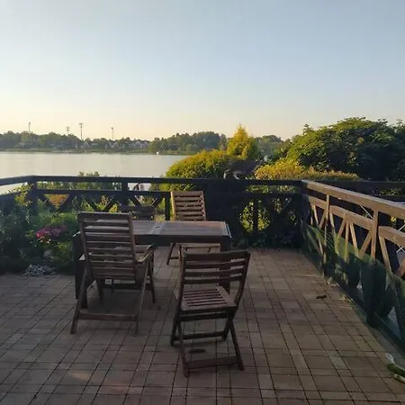 Z Tarasem Widok Na Jezioro - 公寓 奥斯特罗达